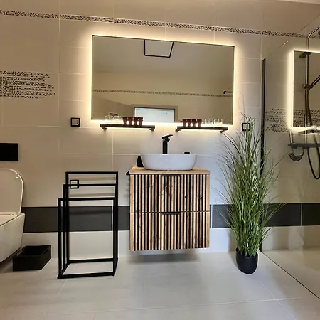 Living House *