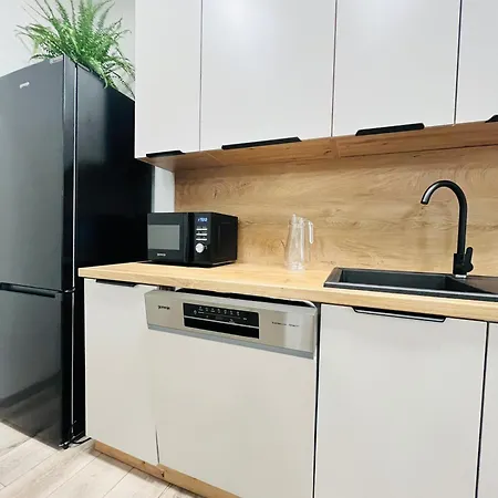 Living House * Plesivec